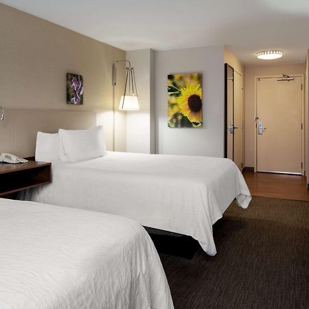 Hilton Garden Inn Folsom Exteriér fotografie