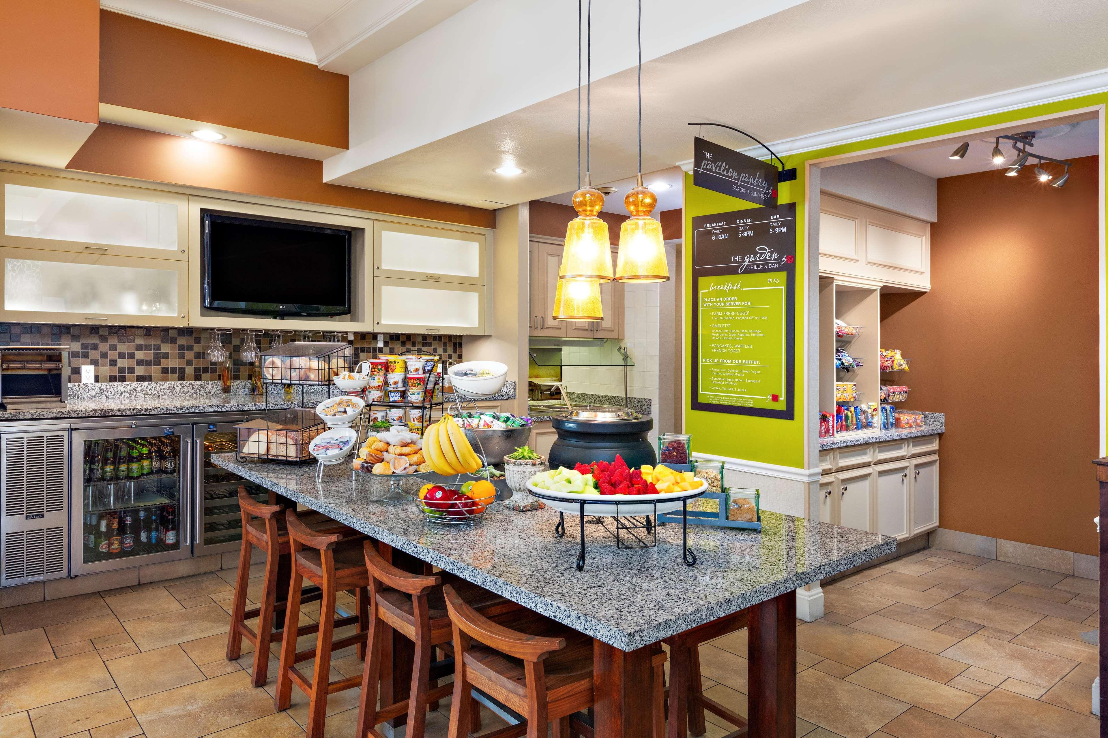 Hilton Garden Inn Folsom Exteriér fotografie